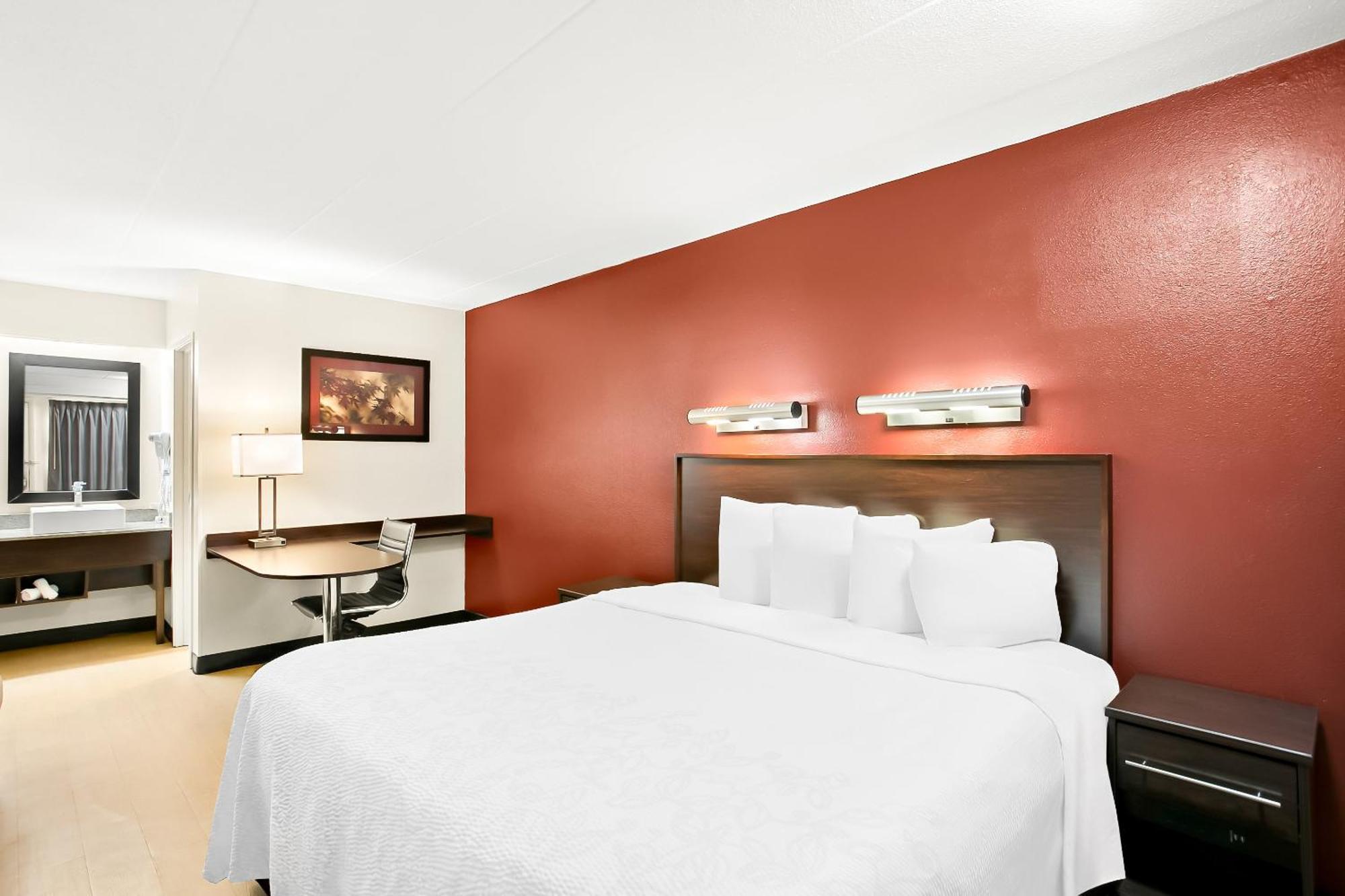 Red Roof Inn Plus+ Baltimore-Washington Dc/Bwi Airport Linthicum Exterior photo